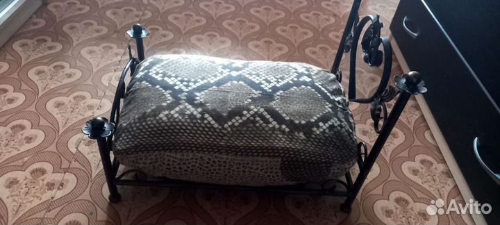 Лежанка для собачки или кошечки