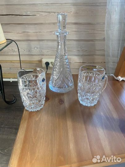 Штоф и бокалы хрустальные