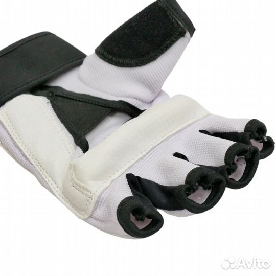 Перчатки для карате и тхэквондо Boybo