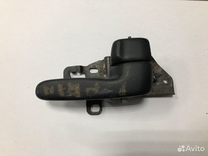 Ручка двери внутренняя передняя правая Toyota