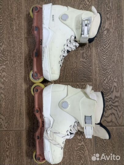 Роликовые коньки