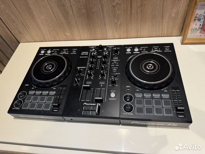 Dj контролер ddj400