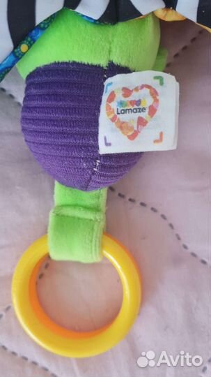 Подвесные игрушки lamaze