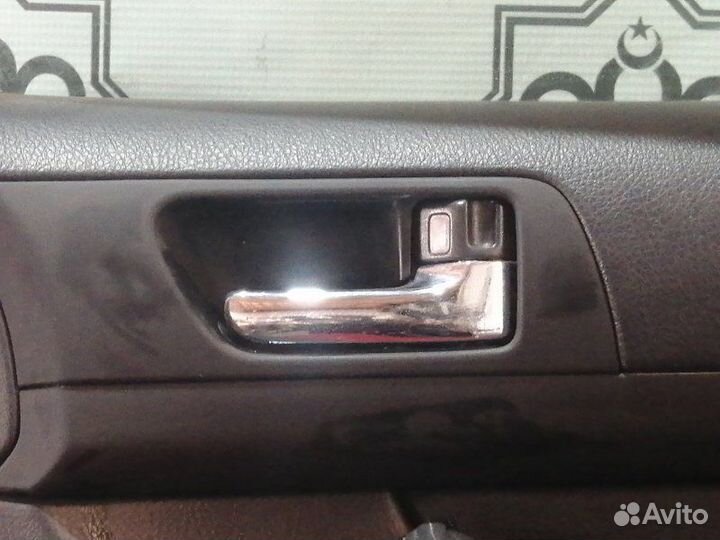 Ручка двери внутренняя передняя правая Toyota