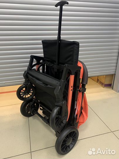 Коляска для путешествий