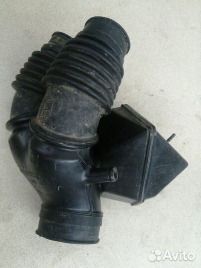 Патрубок воздушного фильтра Lexus RX300 1mzfe