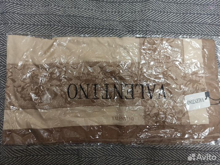 Шейный платок новый