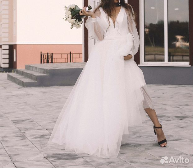 Свадебное платье
