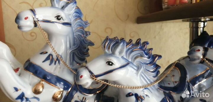 Фарфоровая статуя. Ночник