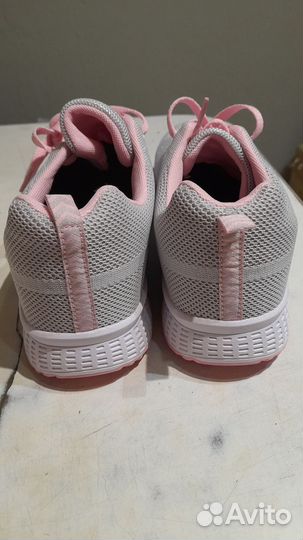 Кроссовки жен 43 р-р