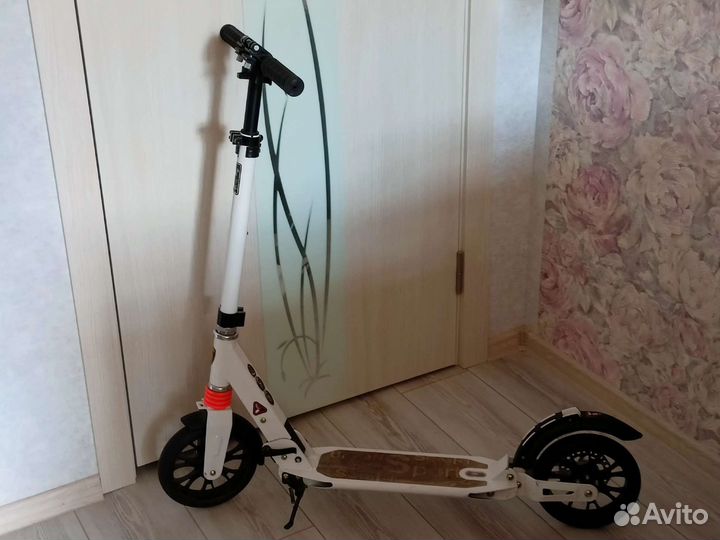 Самокат Urban Scooter SR 2-019