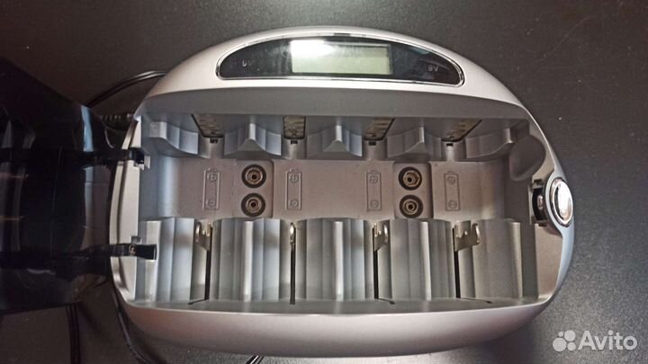 Зарядное устройство Energizer cheuf