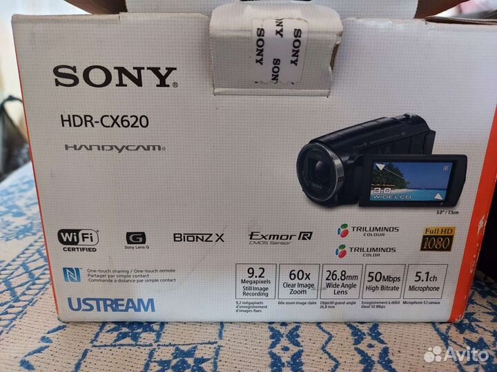 Видеокамера Sony HDR-CX620