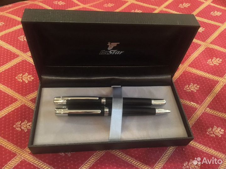 Ручки eastar в коробке перьевая и шариковая