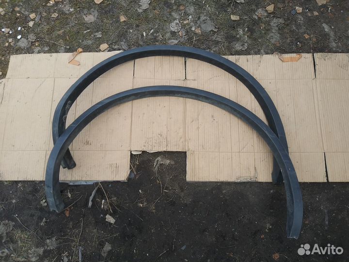 Накладка крыла заднего правого VW Touareg 2