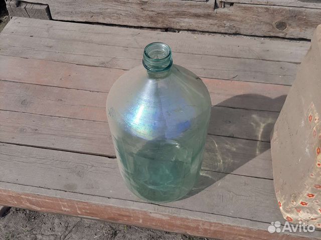 Бутыль стеклянный