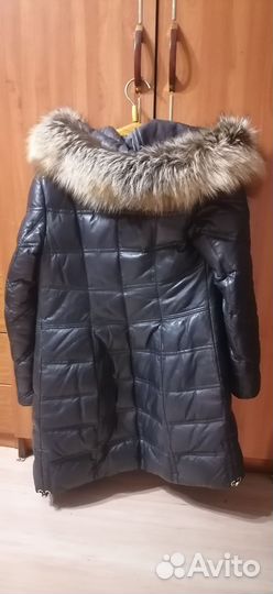 Женский кожаный пуховик 48