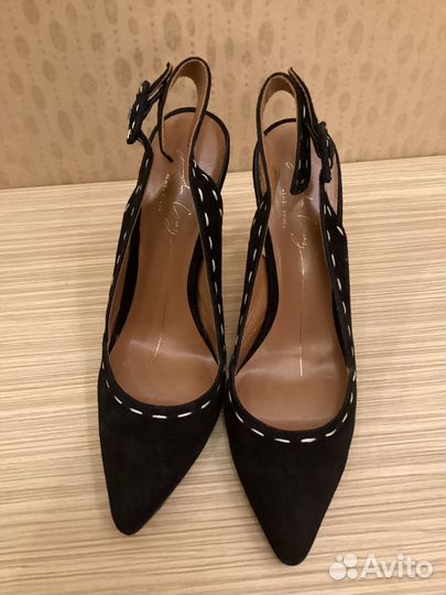 Туфли женские 37 размер Lola Cruz