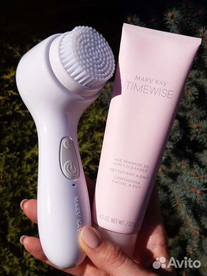 Щетка для лица очищающая mary KAY skinvigorate