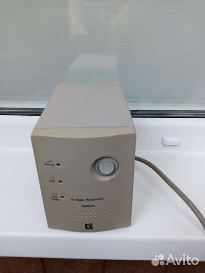 Стабилизатор напряжения 1000 вт