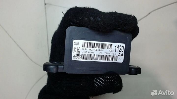 Датчик ускорения Cadillac SRX, 2014