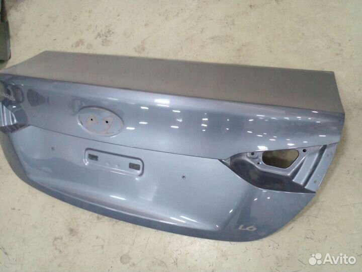Крышка багажника Hyundai Solaris 2