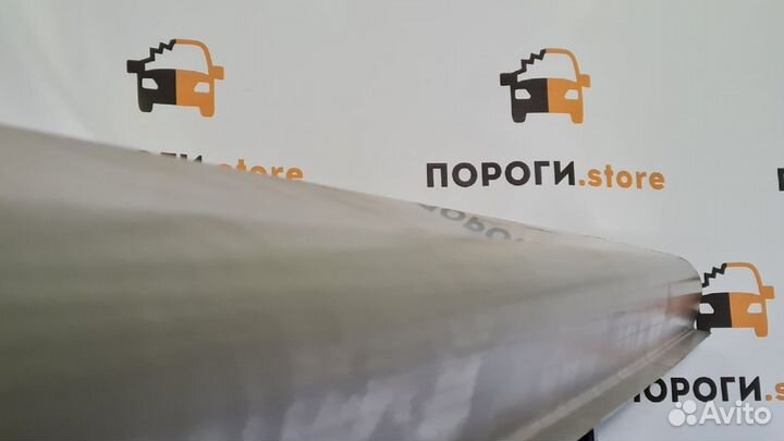 Ремонтный порог правый Ford Maveric 2