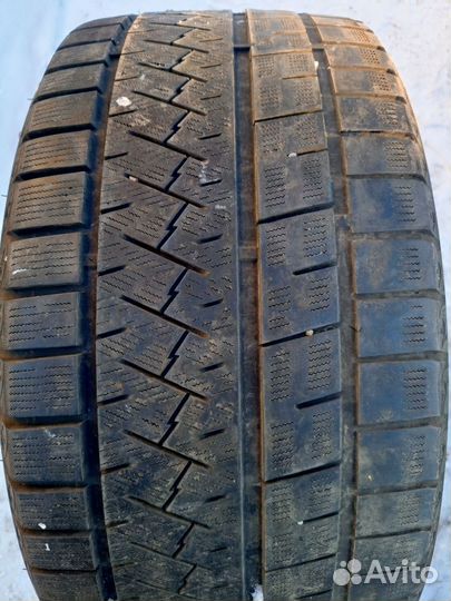 Triangle Snowlink TWT02 275/40 R20 106V