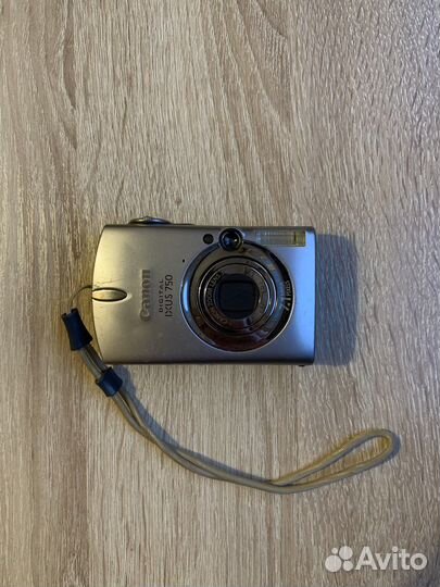 Фотоаппарат Canon digital Ixus 750
