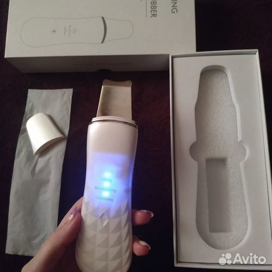 Аппарат для ультразвуковой чистки лица