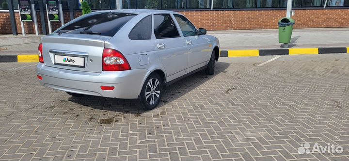 LADA Priora 1.6 МТ, 2011, 180 000 км