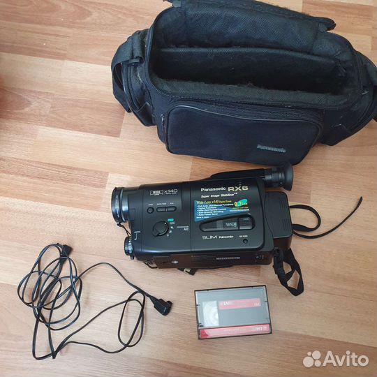 Кинокамера Panasonic RX6