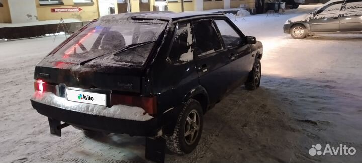ВАЗ 2109 1.5 МТ, 2003, битый, 150 000 км