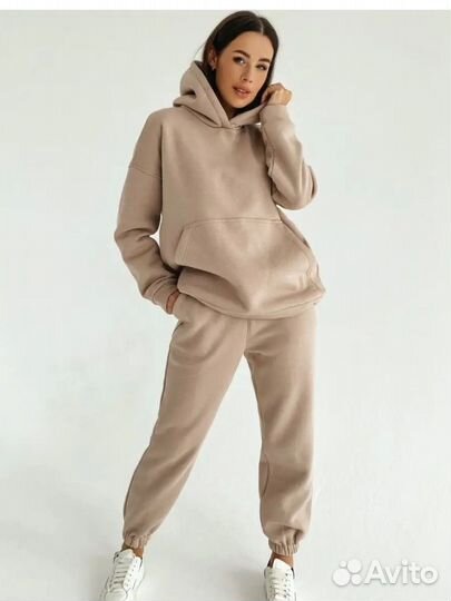 Костюм с начесом новый 48-50