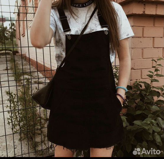 Черный сарафан джинсовый pull bear