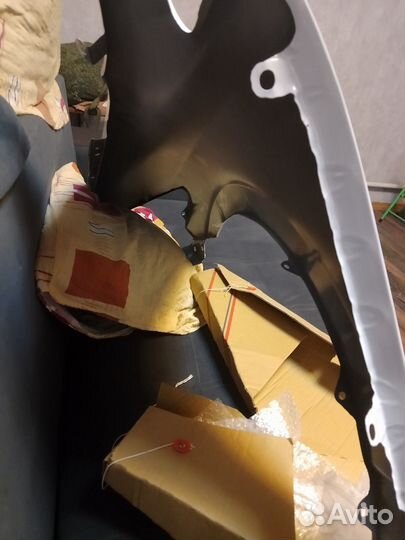 Крыло переднее правое honda civic 4d