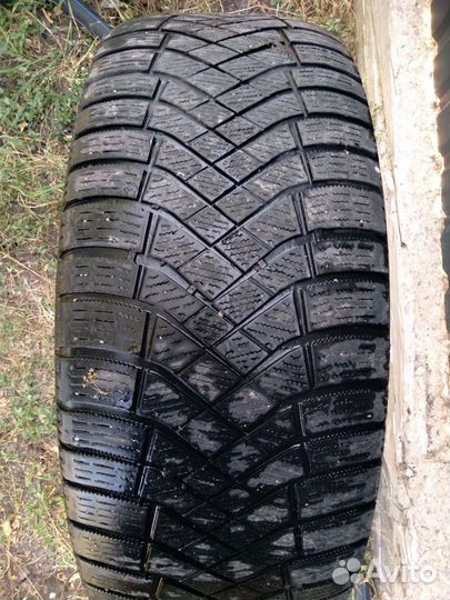 Pirelli Ice Zero 235/55 R19