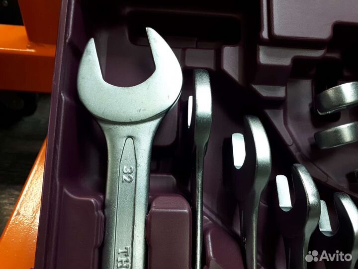 Набор инструментов Thorvik 127 предметов