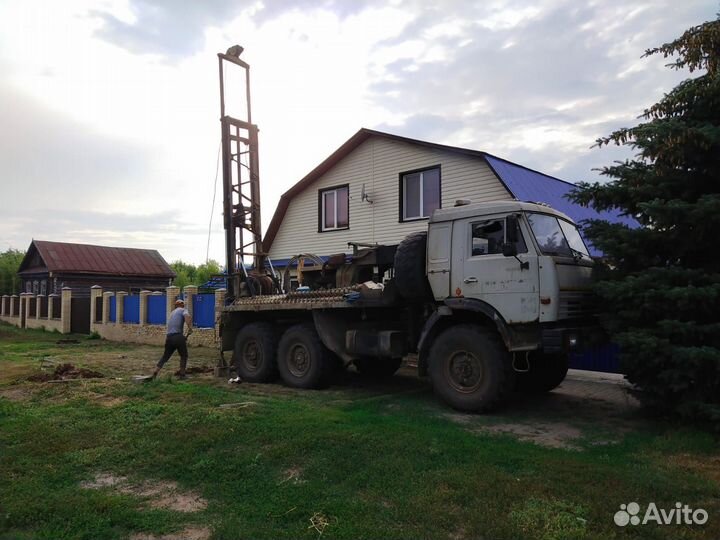 Бурильщик на воду, помбур