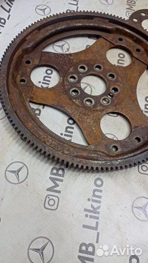 Маховик Mercedes M275