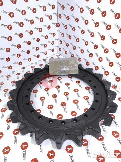 Звездочка Hitachi ZX225USR-E 1021239