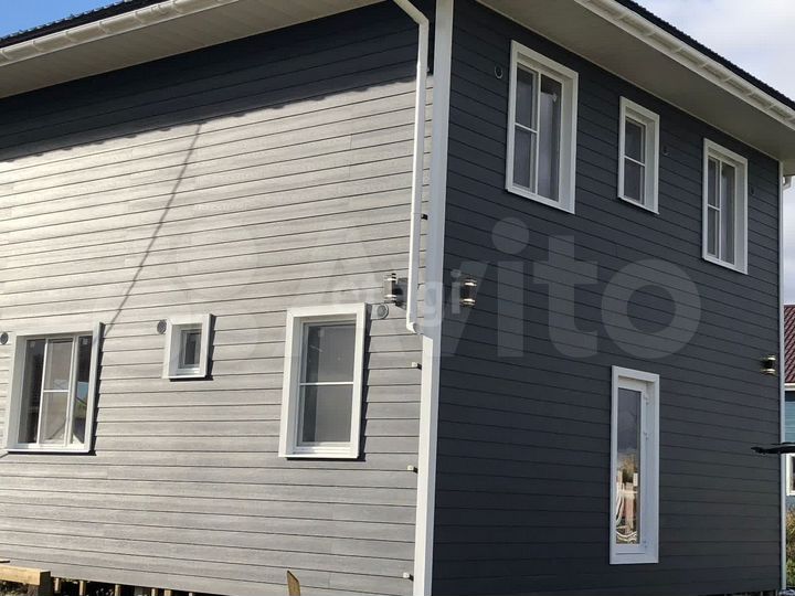 Дом 128 м² на участке 4 сот.