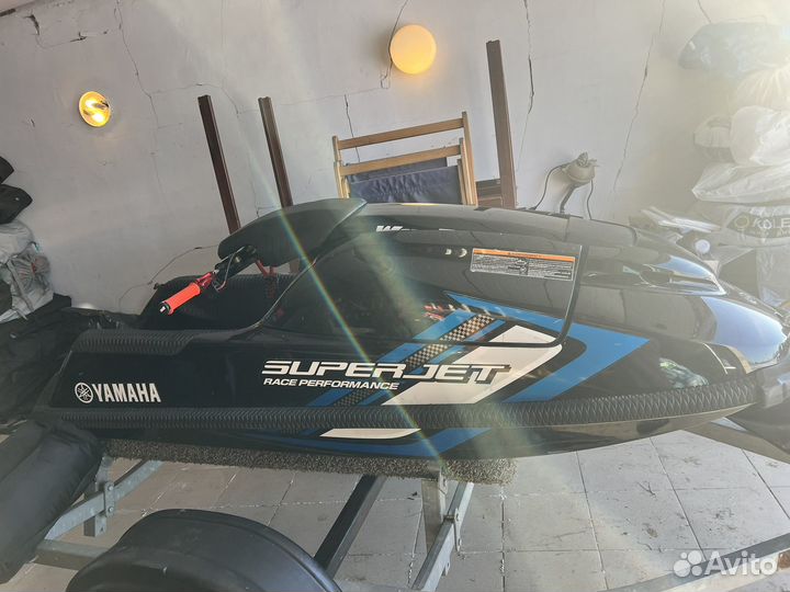Yamaha superjet