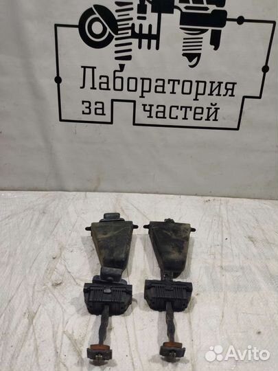 Ограничитель двери Range Rover Vogue L322