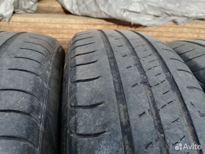 Kumho Ecowing ES01 KH27 185/65 R15