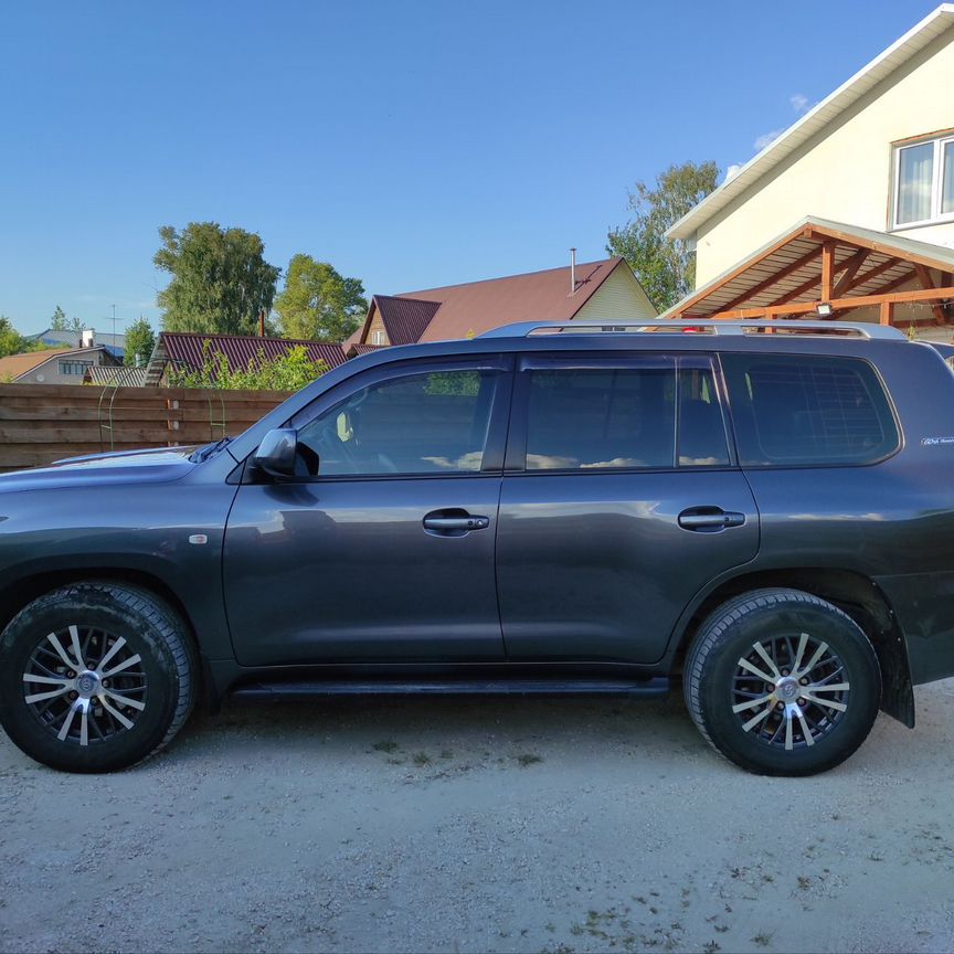 期間限定30％OFF! 2 от 200 Cruiser Land Toyota б/у Купить 220 во ₽ 000 トップス