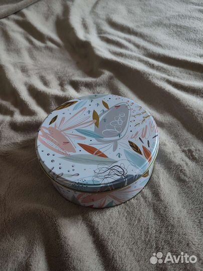 Коробка для хранения подарочная круглая