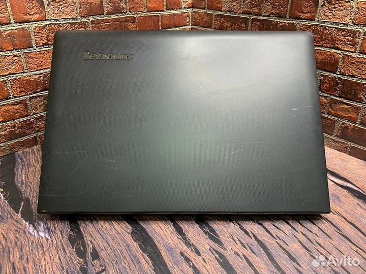 Ноутбук Lenovo для учебы и офиса