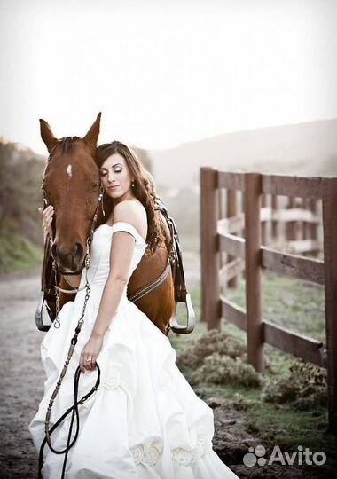 Свадебная фотосессия с лошадьми