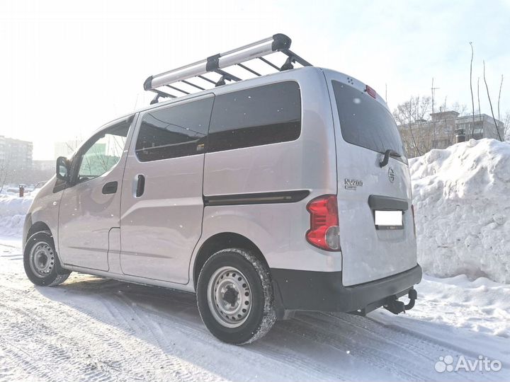 Фаркоп для Nissan NV200